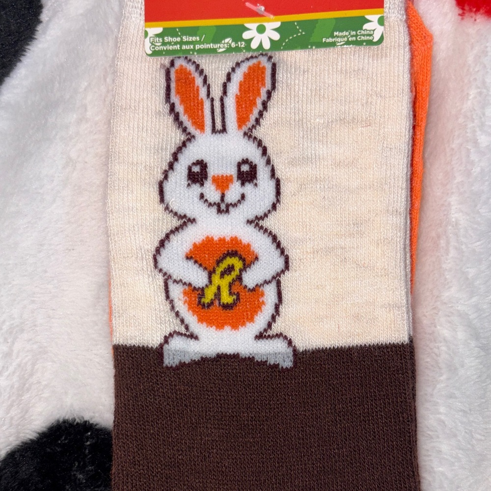 3/$18 bundle Reese's Easter Bunny Socks - Picture 3 of 3
